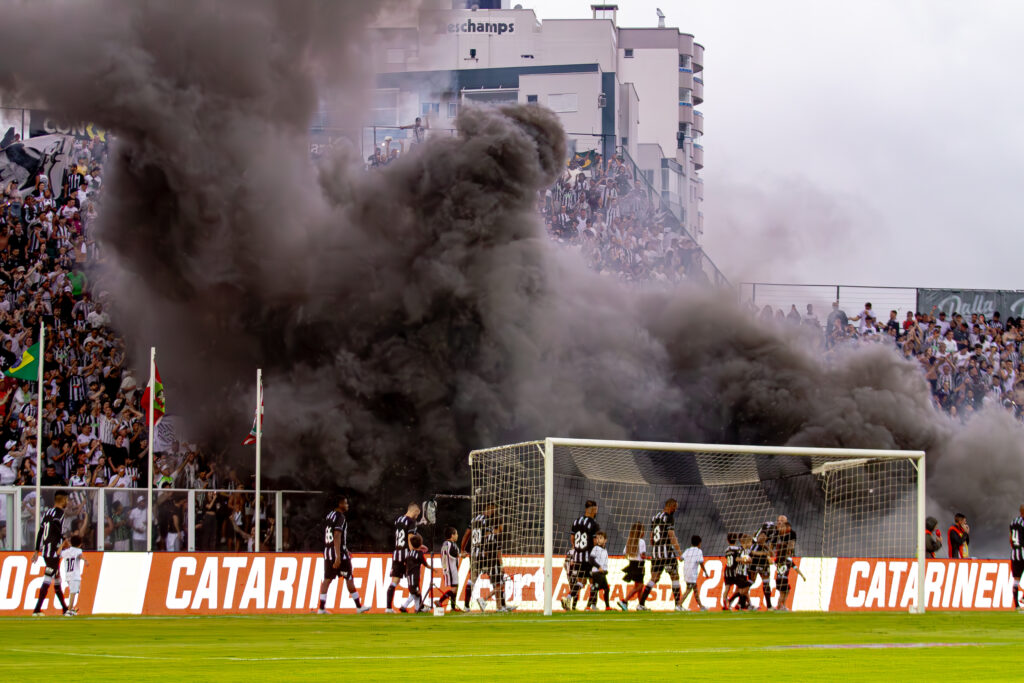 Imagem atual: Figueirense lidera média de público do Campeonato Catarinense na primeira fase; veja a classificação completa