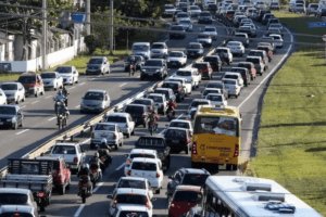 Feriadão de aniversário de Florianópolis terá alterações de trânsito no Centro e no Continente