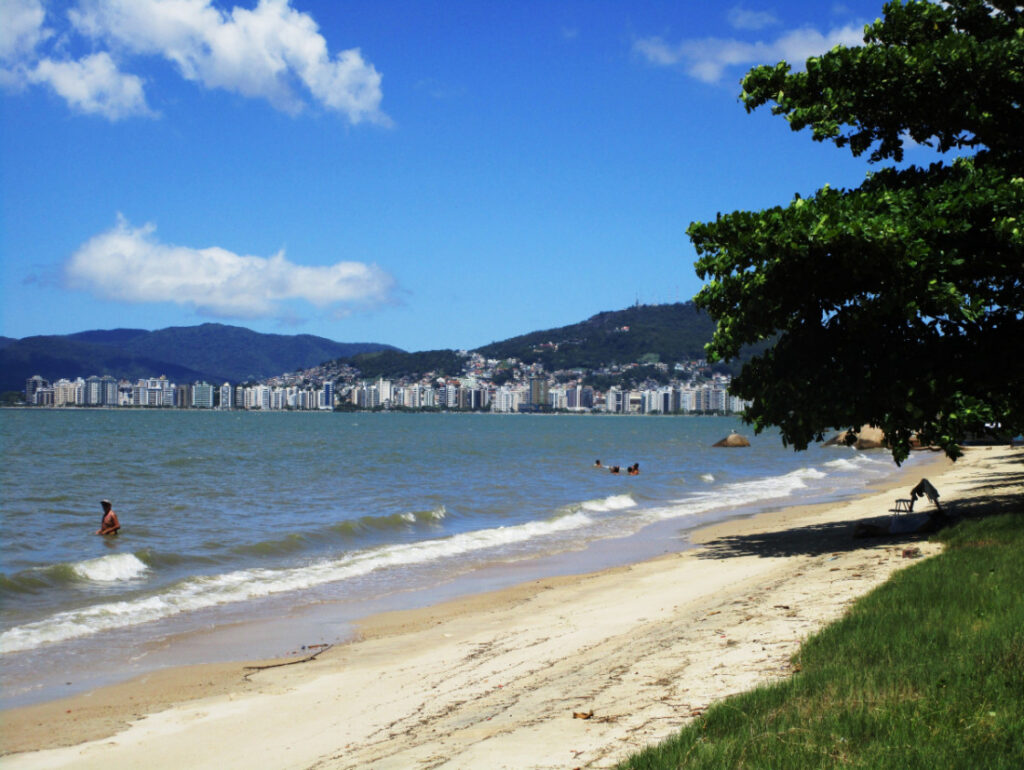 balneabilidade florianópolis praias continentais estreito