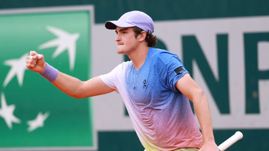 Imagem atual: João Fonseca entra em quadra neste domingo em torneio de um dia com prêmio de mais de R$ 5 milhões