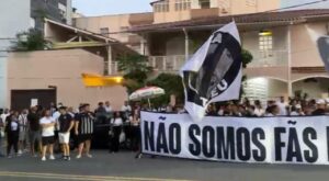 Análise: Conselho quer destituição dos gestores da SAF do Figueirense como saída para nova era no clube