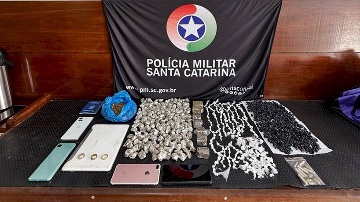policia apreende quase 800 pedras de crack