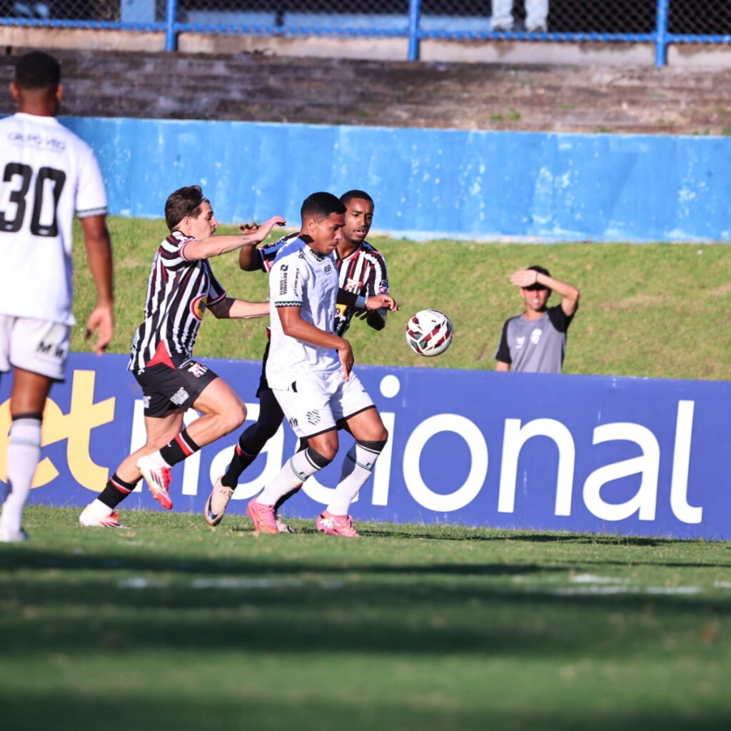 Figueirense perde para o Anápolis por 3x1 fora de casa pelo Brasileiro Série C