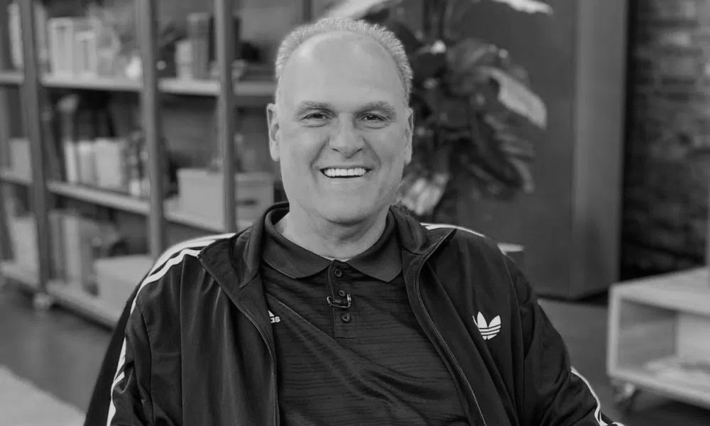 Morre Oscar Schmidt, lenda do basquete internacional, aos 68 anos