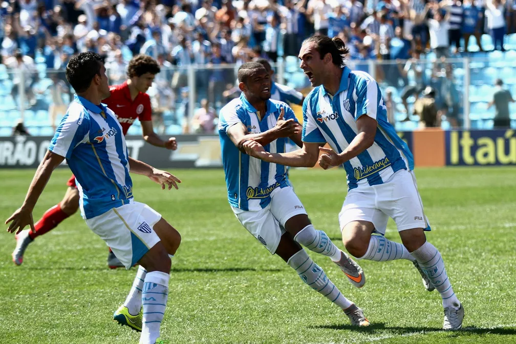 avaí fc léo gamalho