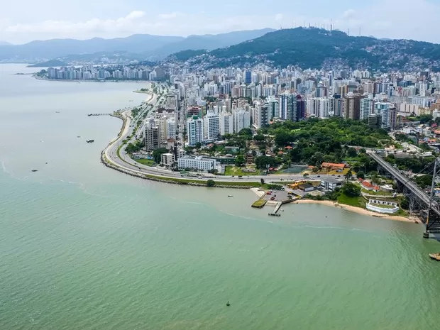 terrenos de florianópolis podem passar a ser territorios da marinha da união