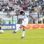 Análise: Avaí afunda na Série B com nova derrota e crise em campo amplia incertezas sobre o futuro