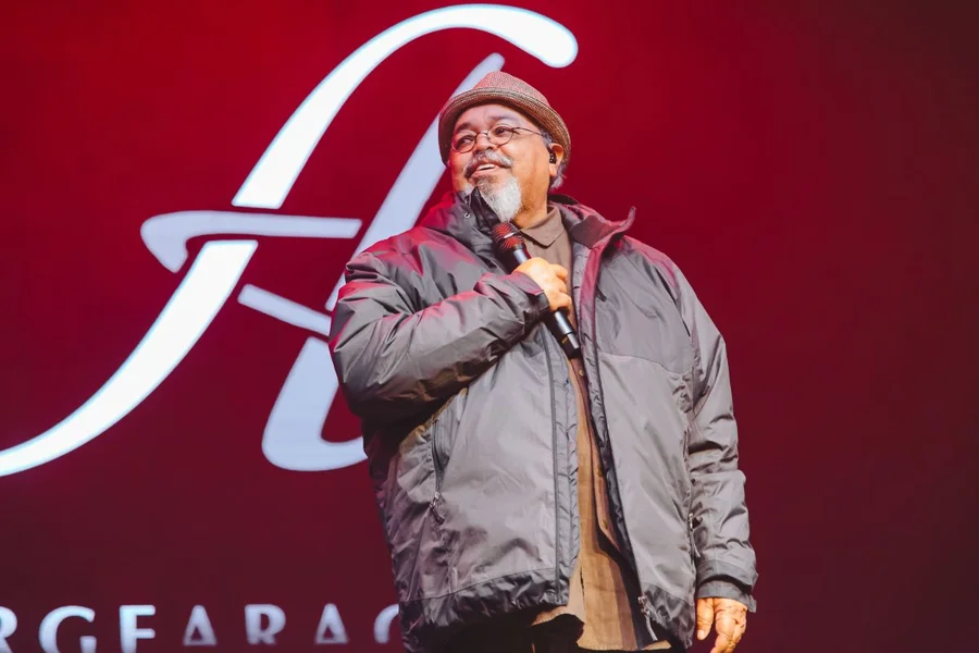 jorge aragao no p12 - feijoada do jorge