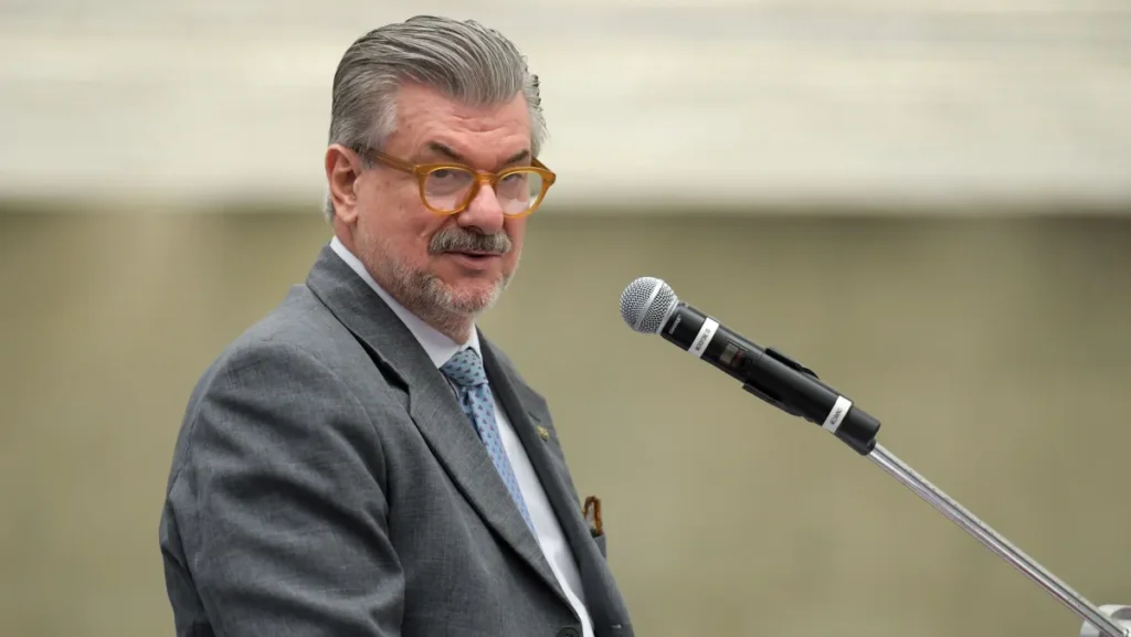 Marco Buzzi é investigado por venda de sentença enquanto é processado por importunação sexual