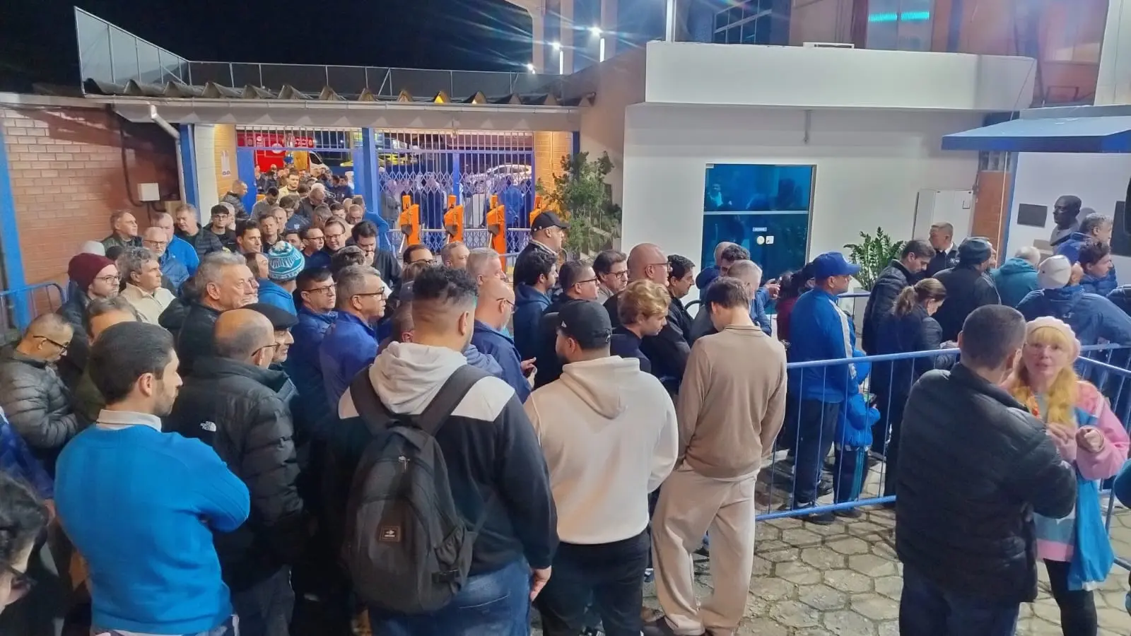 Análise: Sócios do Avaí aprovam a SAF e abrem novo ciclo com passo histórico rumo ao futuro
