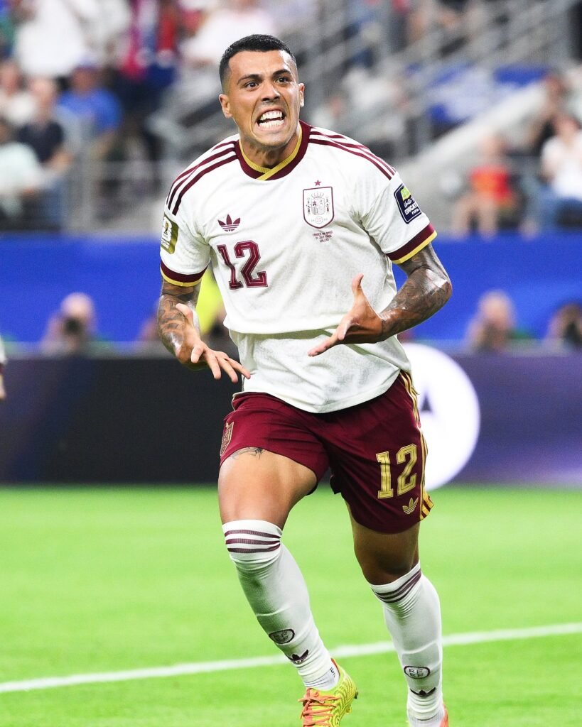 Imagem atual: Pedro Porro - França 0x2 Espanha, Copa do Mundo 2026