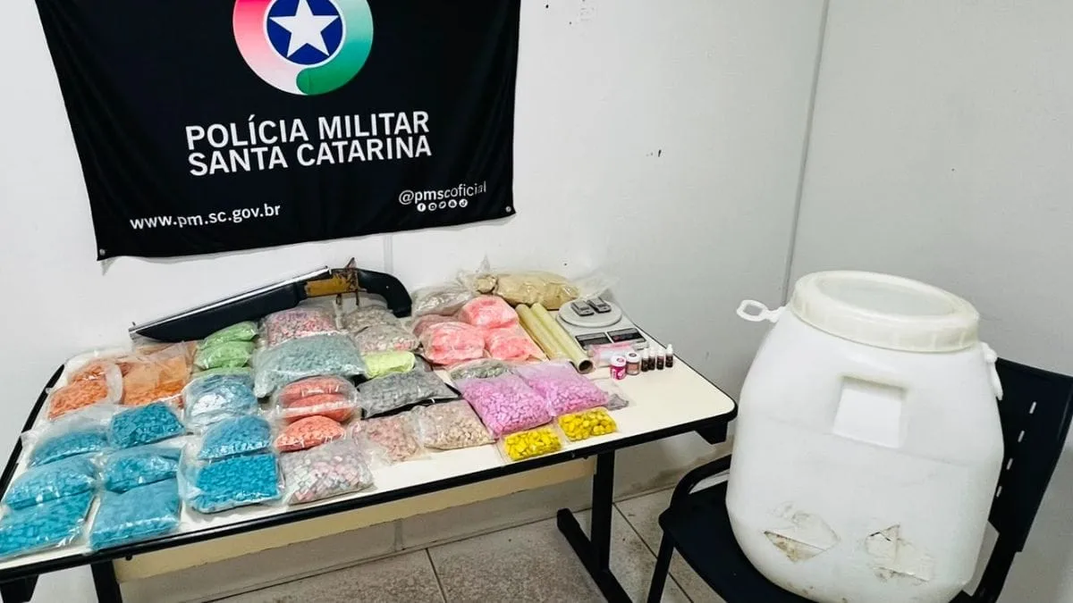 Ecstasy em Blumenau: PM apreende 24 mil comprimidos