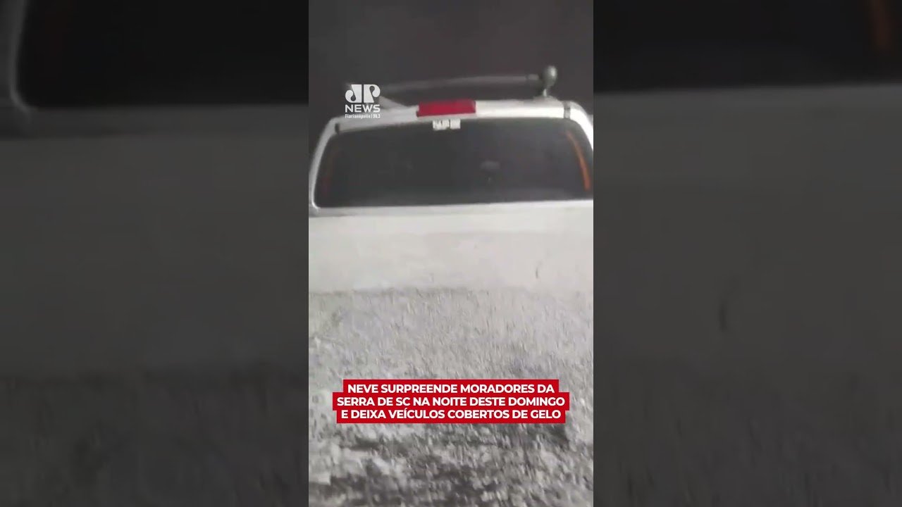 Neve é registrada em Urubici durante a noite deste domingo