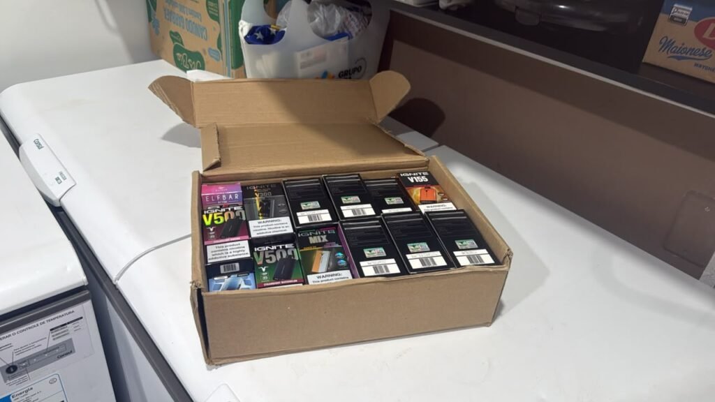 Polícia Federal investiga venda de cigarros eletrônicos na Grande Florianópolis