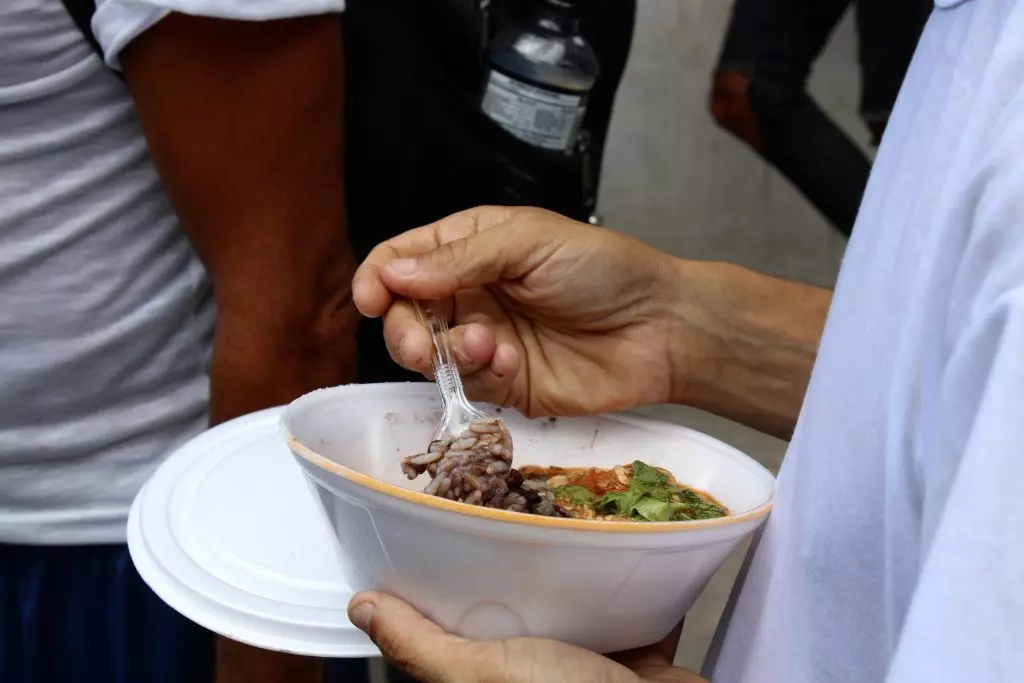Estudo aponta falta de segurança alimentar em Florianópolis, sem restaurantes populares nem cozinhas comunitárias